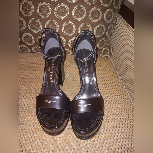 Louis Vuitton XL Black Leather Heels Size 6.5 - Picture 1 of 5